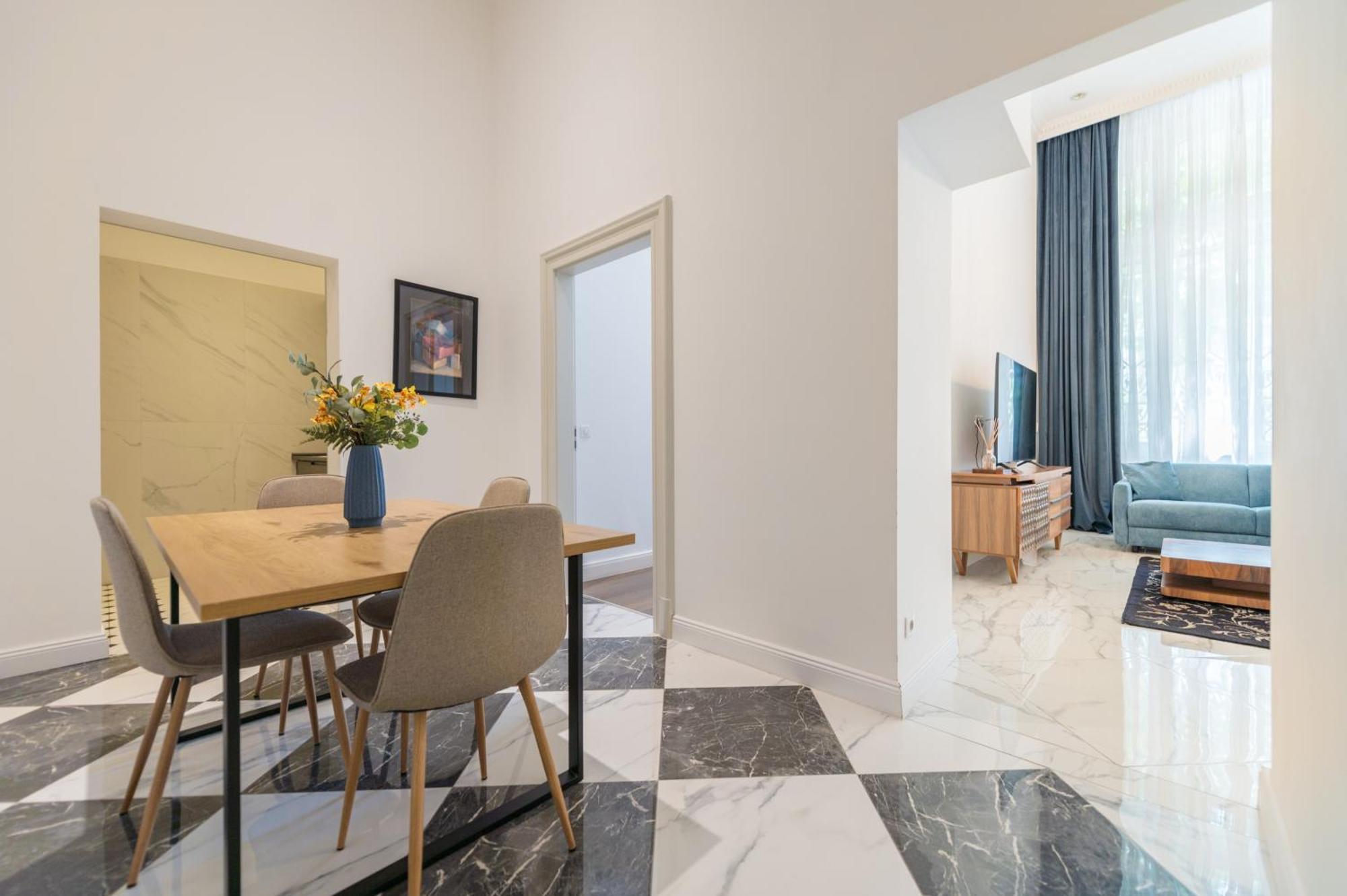 Zoya Luxury Residence Βουδαπέστη Εξωτερικό φωτογραφία Interior of a serviced apartment in Warsaw, Poland