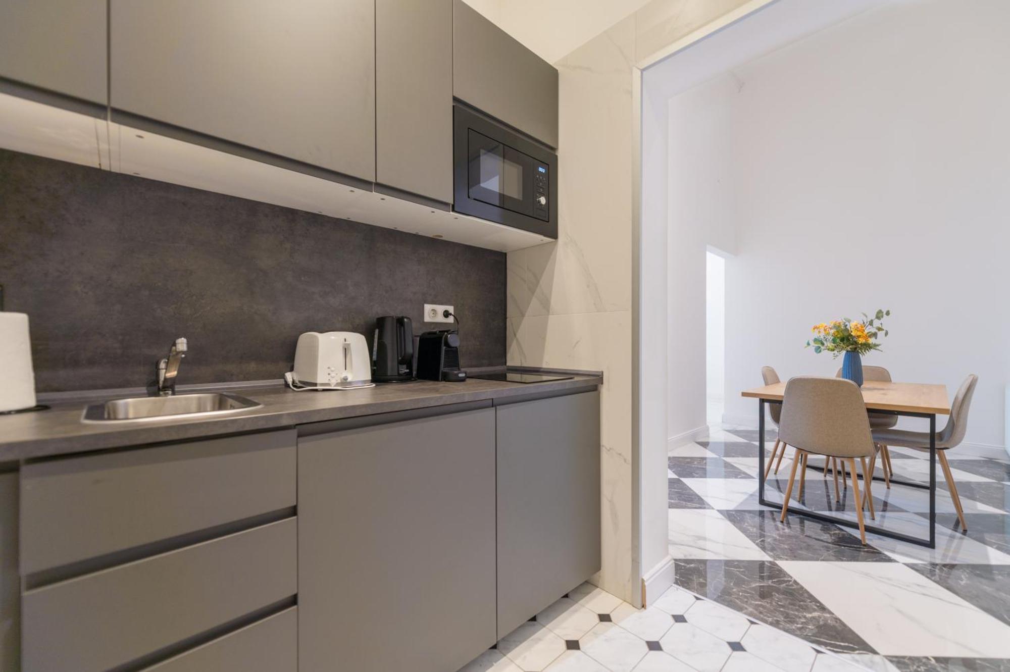 Zoya Luxury Residence Βουδαπέστη Εξωτερικό φωτογραφία A modern kitchen