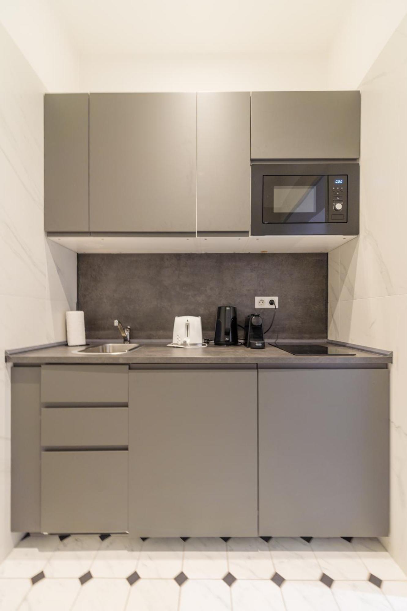 Zoya Luxury Residence Βουδαπέστη Εξωτερικό φωτογραφία A kitchenette